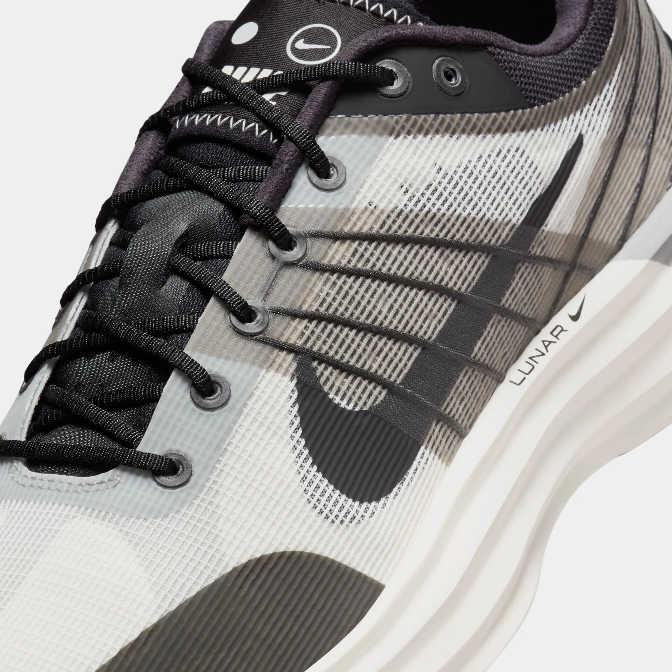 Lunar Roam Mens Running Shoes (Summit White/Black/Light Smoke Grey)